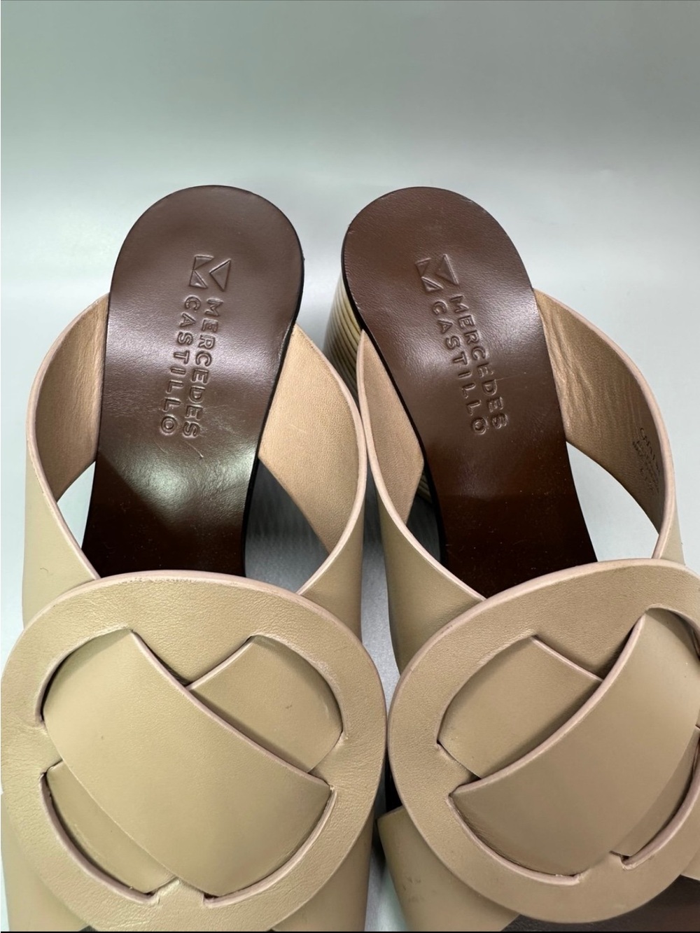Mercedes Castillo tan leather sculptural wedge heeled Sandals women's size 6 - Picture 9 of 10